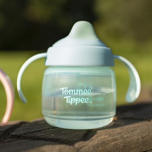 Tommee Tippee Неразливаща се чаша с мек накрайник и дръжки 150 мл - Синя, 4м+
