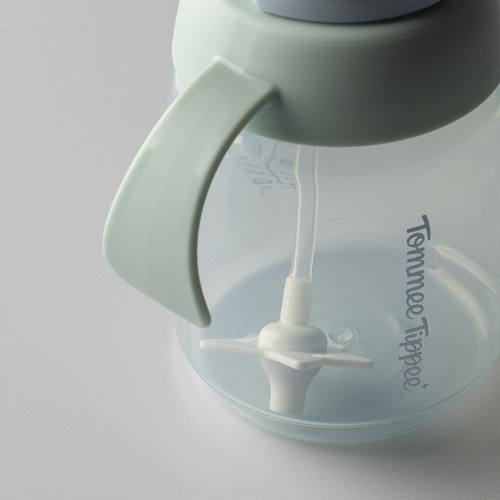 Tommee Tippee Неразливаща се чаша с мека сламка и дръжки 240 мл - зелена