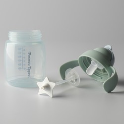 Tommee Tippee Неразливаща се чаша с мека сламка и дръжки 240 мл - зелена