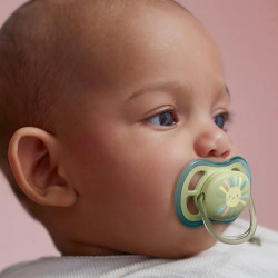 Philips AVENT Комплект шише за хранене Natural Response 125 мл и залъгалка, 0м+