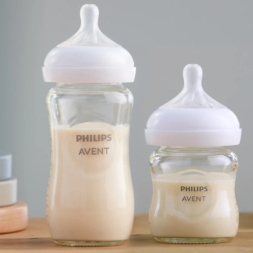 Philips AVENT Комплект стъклени шишета 3 бр. Natural Response и залъгалка Ultra Soft