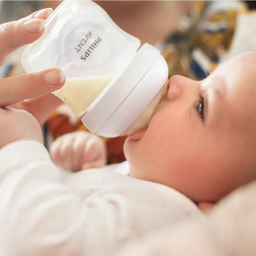 Philips AVENT Комплект за кърмене с ръчна помпа Natural Motion