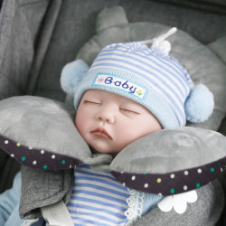 Fillikid двулицева детска възглавница за път – Grey Dotted