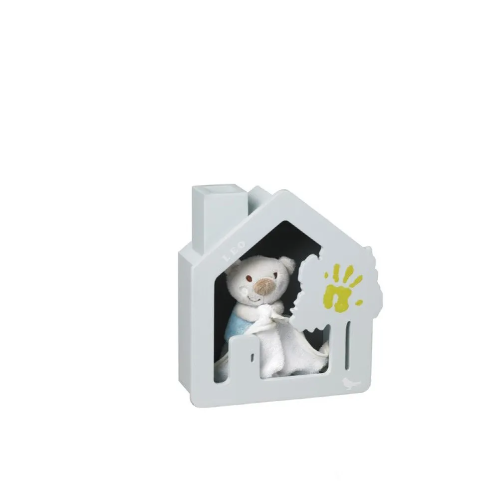 https://www.roshko.bg/media/catalog/product/cache/1/image/9df78eab33525d08d6e5fb8d27136e95/0/0/Baby Art Къщичка за спомени.webp
