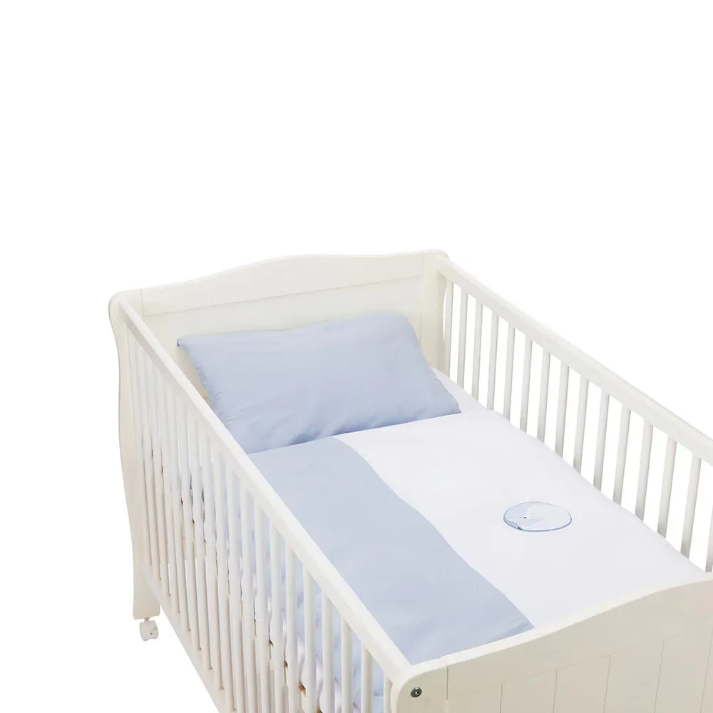 https://www.roshko.bg/media/catalog/product/cache/1/image/9df78eab33525d08d6e5fb8d27136e95/0/2/komplekt-za-bebeshka-koshara-2-chasti-fillikid-polar-bear-blue 2.webp