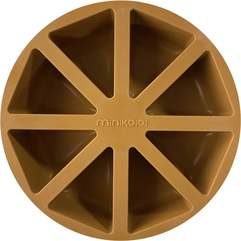 https://www.roshko.bg/media/catalog/product/cache/1/image/9df78eab33525d08d6e5fb8d27136e95/0/3/MinikOiOi Slices силиконова форма - Woody Brown.webp