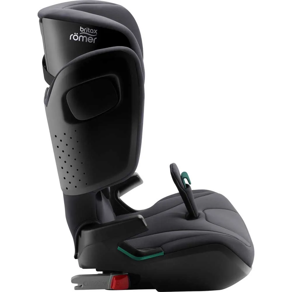 https://www.roshko.bg/media/catalog/product/cache/1/image/9df78eab33525d08d6e5fb8d27136e95/0/4/Britax Kidfix i-Size столче за кола 15-36 кг - Storm Grey 4.webp