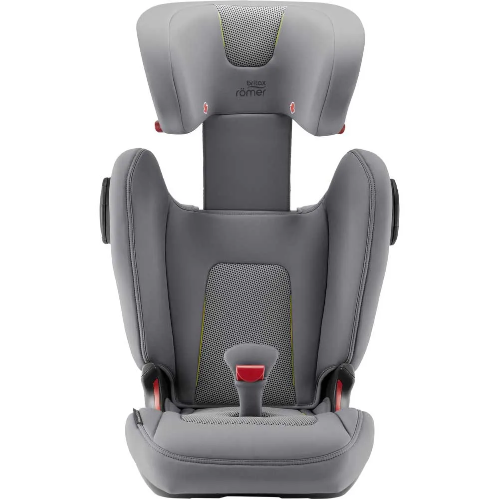 https://www.roshko.bg/media/catalog/product/cache/1/image/9df78eab33525d08d6e5fb8d27136e95/0/6/Britax стол за кола KIDFIX III M - Air Silver 3.webp
