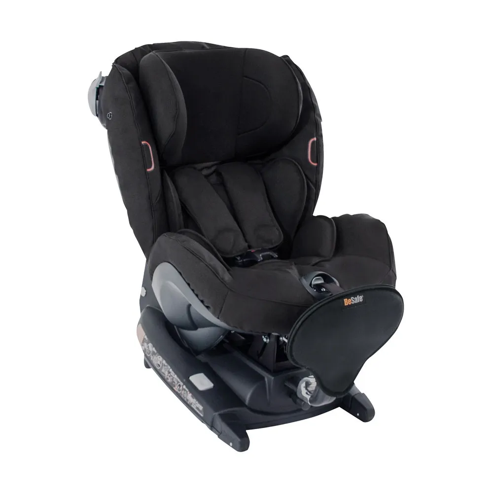 https://www.roshko.bg/media/catalog/product/cache/1/image/9df78eab33525d08d6e5fb8d27136e95/1/0/BeSafe столче за кола iZi Combi X4 IsoFix 64 Fresh Black Cab.webp