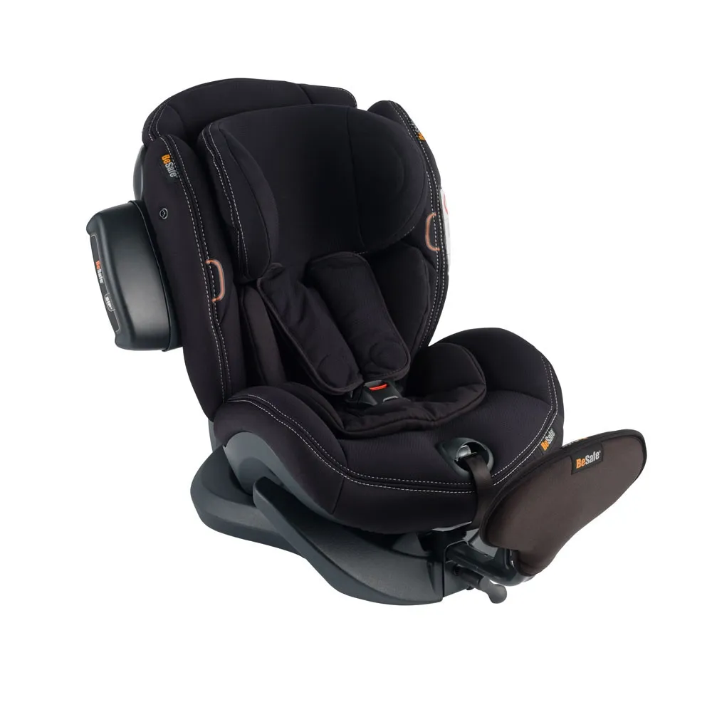 https://www.roshko.bg/media/catalog/product/cache/1/image/9df78eab33525d08d6e5fb8d27136e95/1/1/BeSafe столче за кола iZi Plus X1 50 Black Car Interior.webp