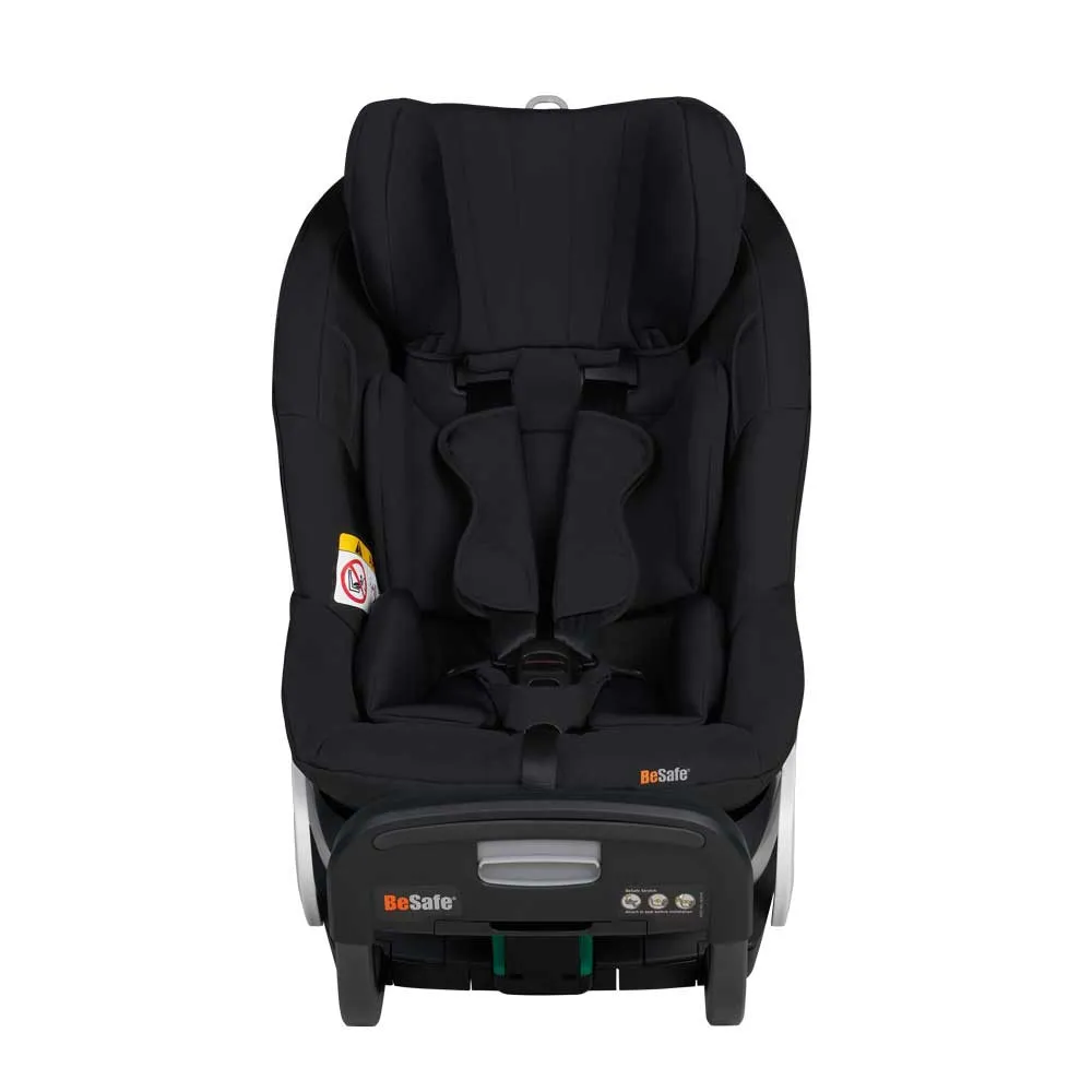 https://www.roshko.bg/media/catalog/product/cache/1/image/9df78eab33525d08d6e5fb8d27136e95/1/1/BeSafe Stretch стол за кола - Fresh Black Cab 4.webp