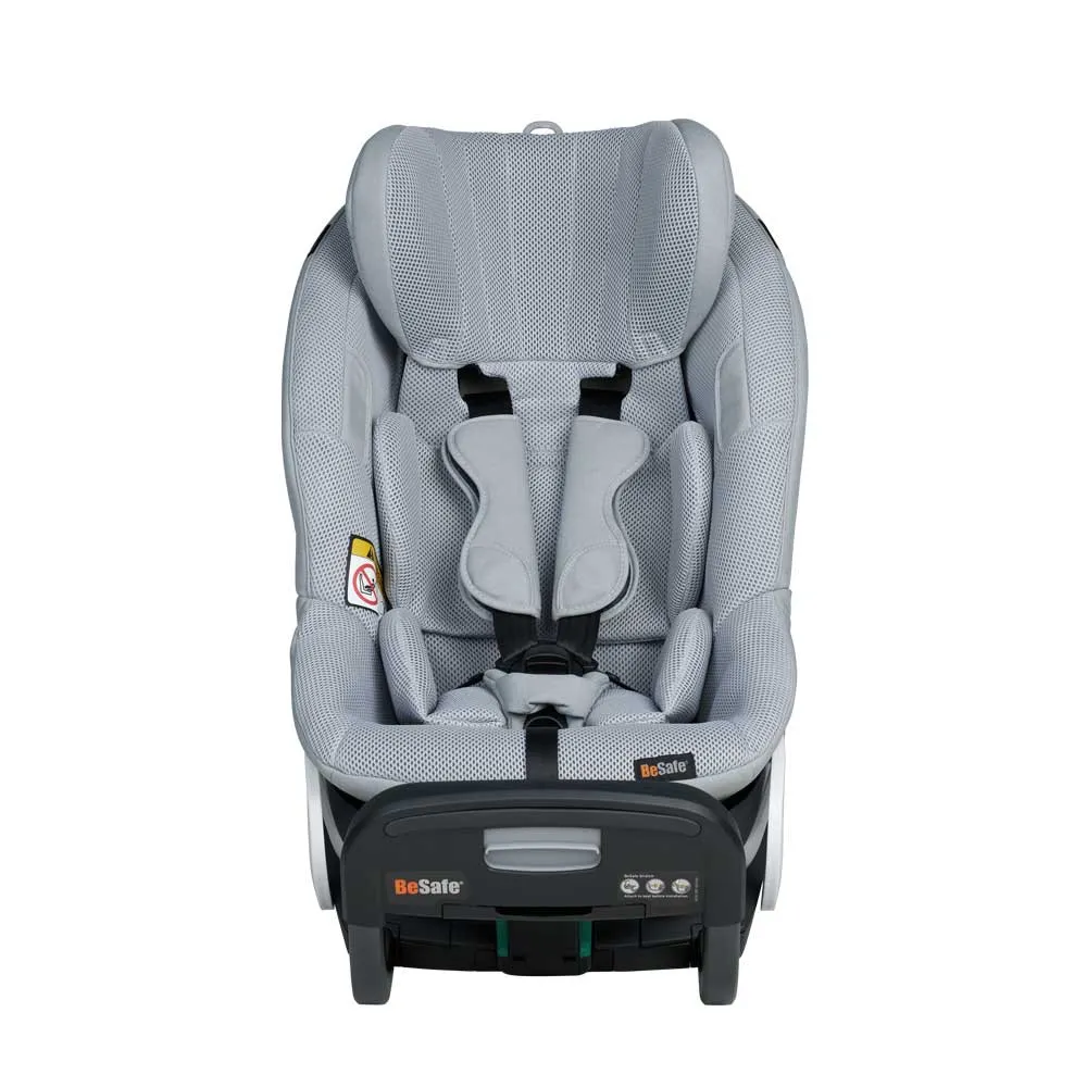 https://www.roshko.bg/media/catalog/product/cache/1/image/9df78eab33525d08d6e5fb8d27136e95/1/1/BeSafe Stretch стол за кола - Peak Mesh 4.webp