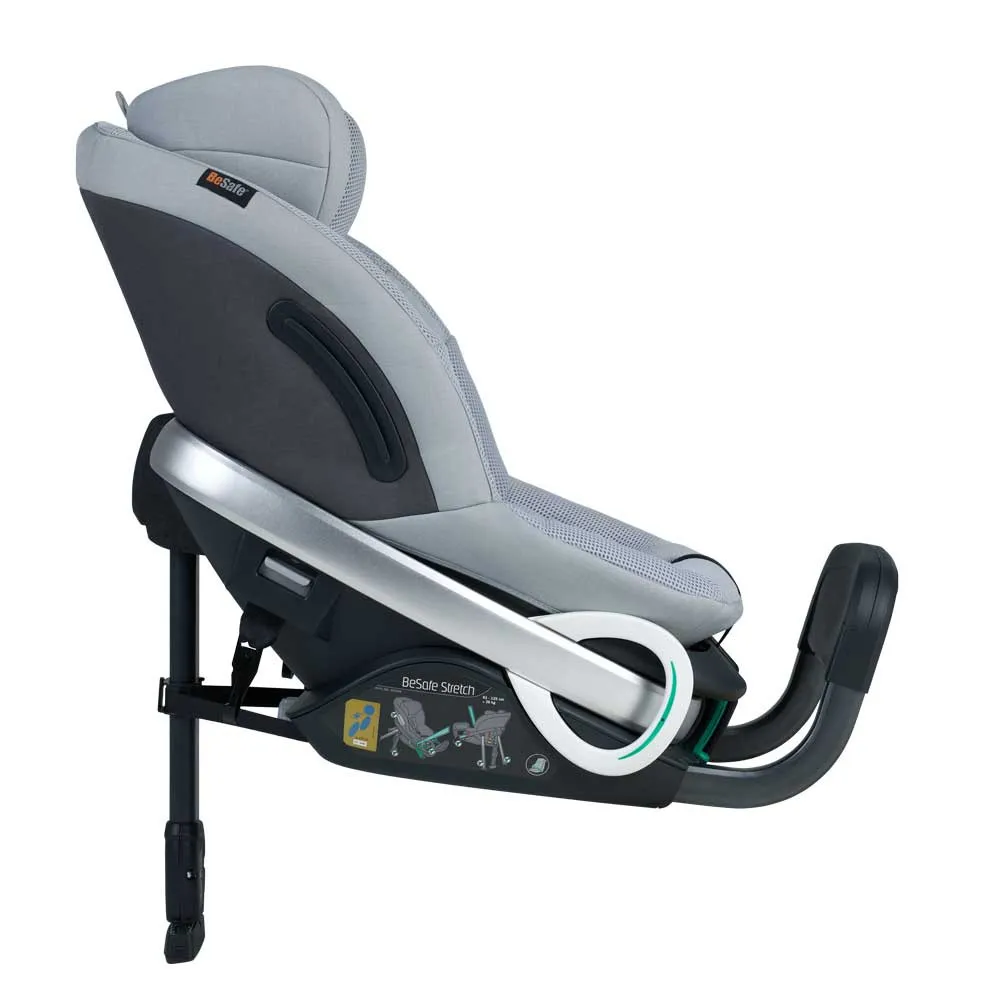 https://www.roshko.bg/media/catalog/product/cache/1/image/9df78eab33525d08d6e5fb8d27136e95/1/1/BeSafe Stretch стол за кола - Peak Mesh 3.webp