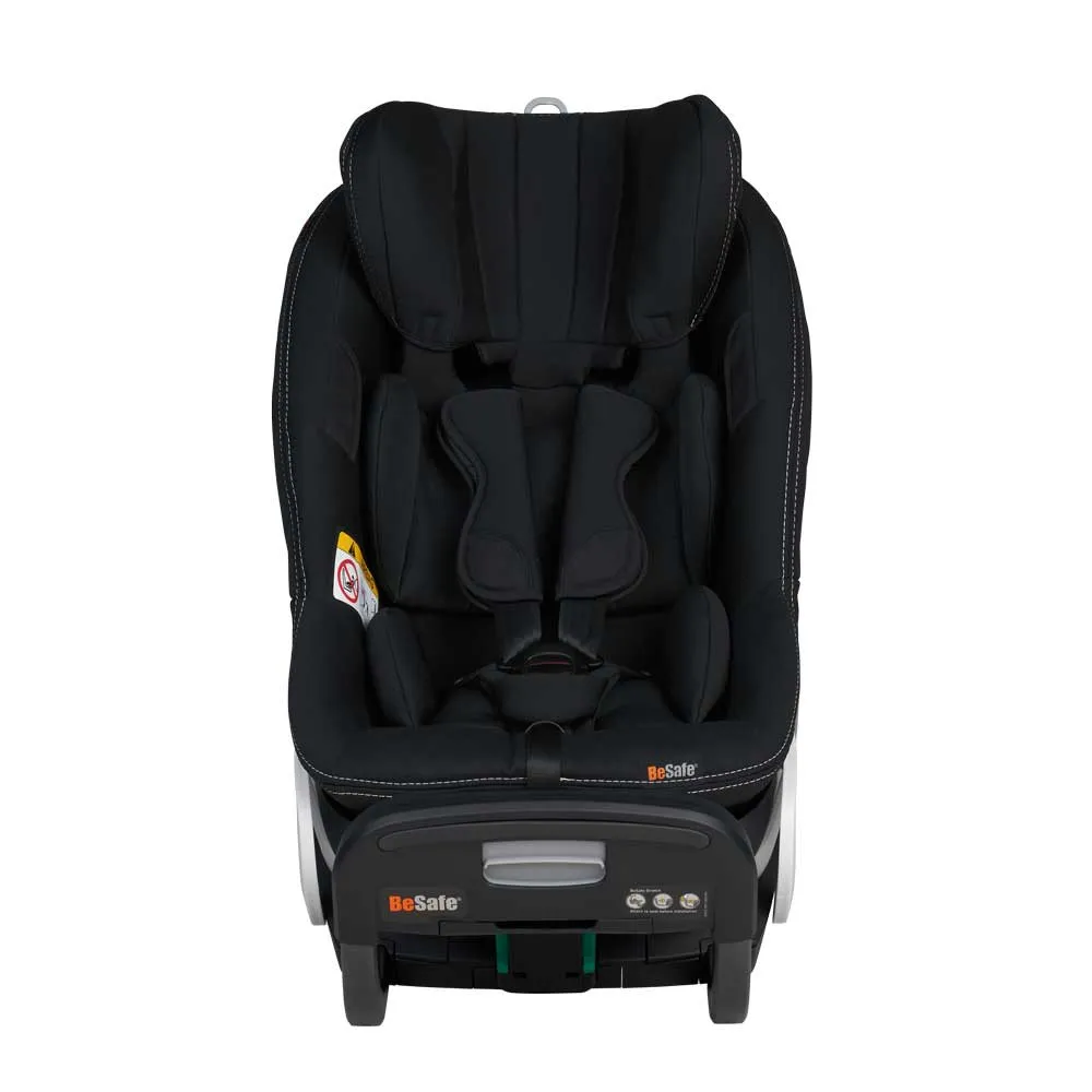 https://www.roshko.bg/media/catalog/product/cache/1/image/9df78eab33525d08d6e5fb8d27136e95/1/1/BeSafe Stretch стол за кола - Premium Car Interior Black 4.webp