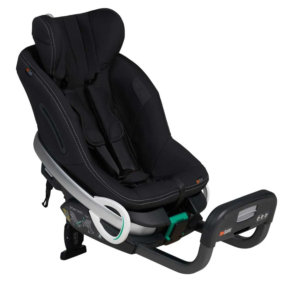 https://www.roshko.bg/media/catalog/product/cache/1/image/9df78eab33525d08d6e5fb8d27136e95/1/1/BeSafe Stretch стол за кола - Premium Car Interior Black 2.webp