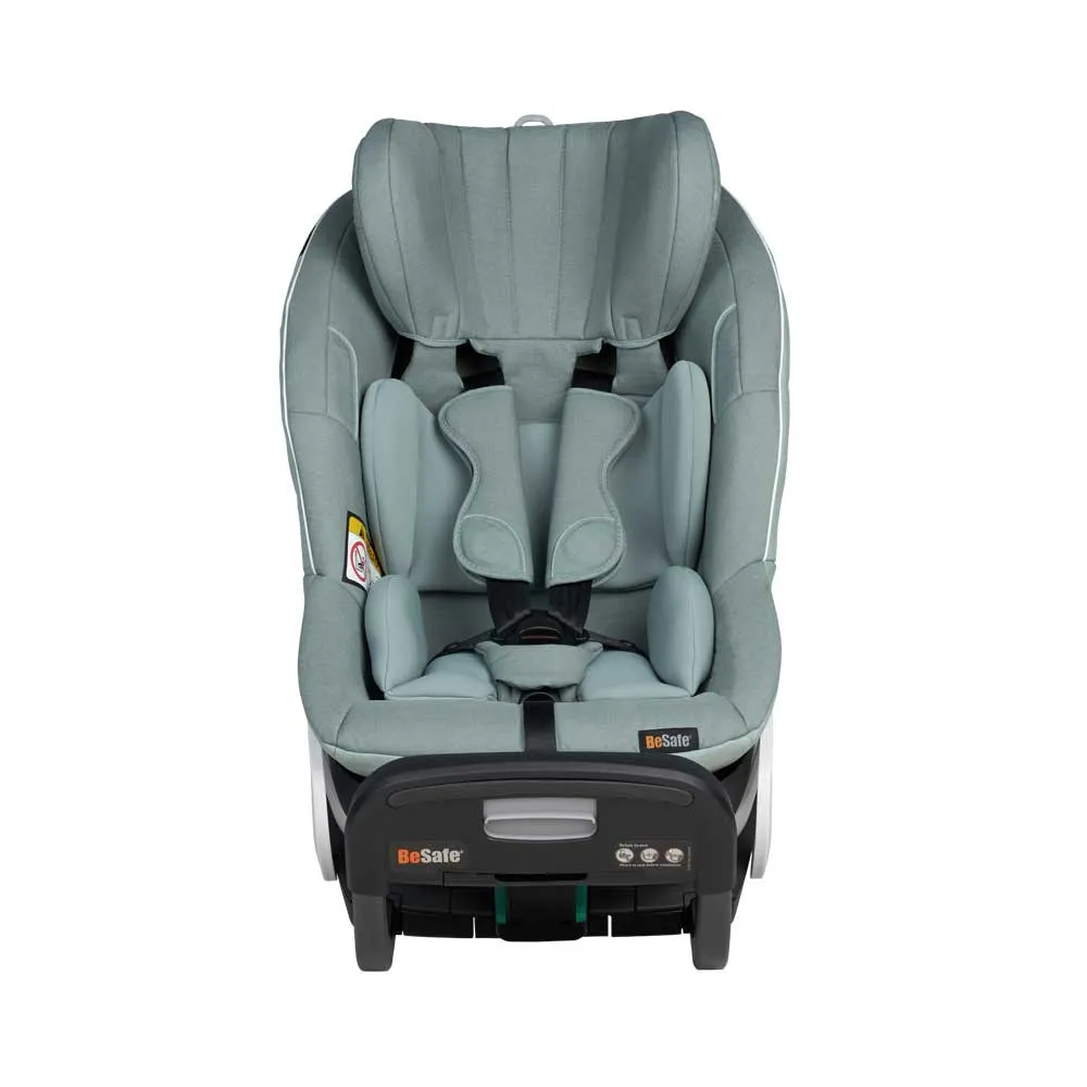 https://www.roshko.bg/media/catalog/product/cache/1/image/9df78eab33525d08d6e5fb8d27136e95/1/1/BeSafe Stretch стол за кола - Sea Green Melange 4.webp