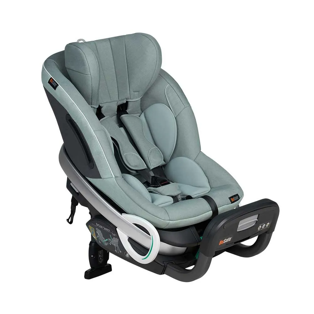https://www.roshko.bg/media/catalog/product/cache/1/image/9df78eab33525d08d6e5fb8d27136e95/1/1/BeSafe Stretch стол за кола - Sea Green Melange.webp