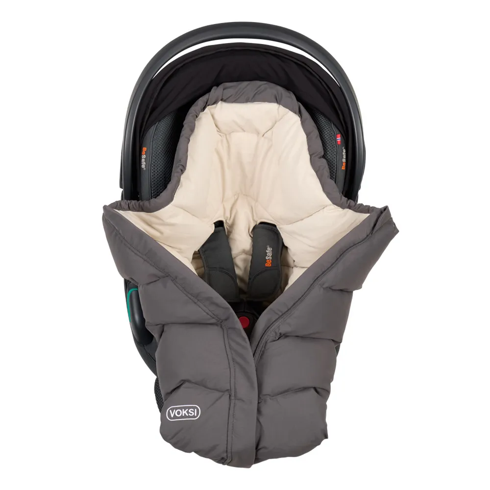 https://www.roshko.bg/media/catalog/product/cache/1/image/9df78eab33525d08d6e5fb8d27136e95/1/1/ чувалче за количка и столче за кола в едно Voksi® Move.webp