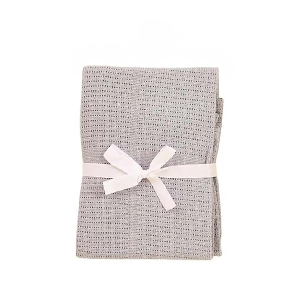https://www.roshko.bg/media/catalog/product/cache/1/image/9df78eab33525d08d6e5fb8d27136e95/1/2/baby dan blamket grey 6355-20 - памучно одеяло, 70x90 см.webp