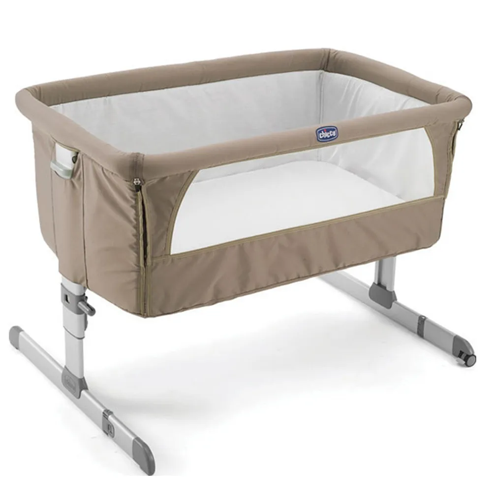 https://www.roshko.bg/media/catalog/product/cache/1/image/9df78eab33525d08d6e5fb8d27136e95/1/4/Chicco сгъваемо легло Next 2 Me Dove Gray.webp