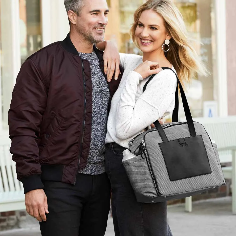 https://www.roshko.bg/media/catalog/product/cache/1/image/9df78eab33525d08d6e5fb8d27136e95/2/0/Skip Hop Madison Square Diaper Tote чанта за детска количка 6.webp