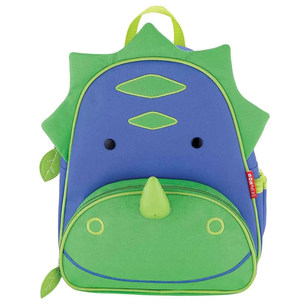 https://www.roshko.bg/media/catalog/product/cache/1/image/9df78eab33525d08d6e5fb8d27136e95/2/1/ раница за предучилищна възраст динозавърчето Дакотат Skip Hop Zoo 1.webp