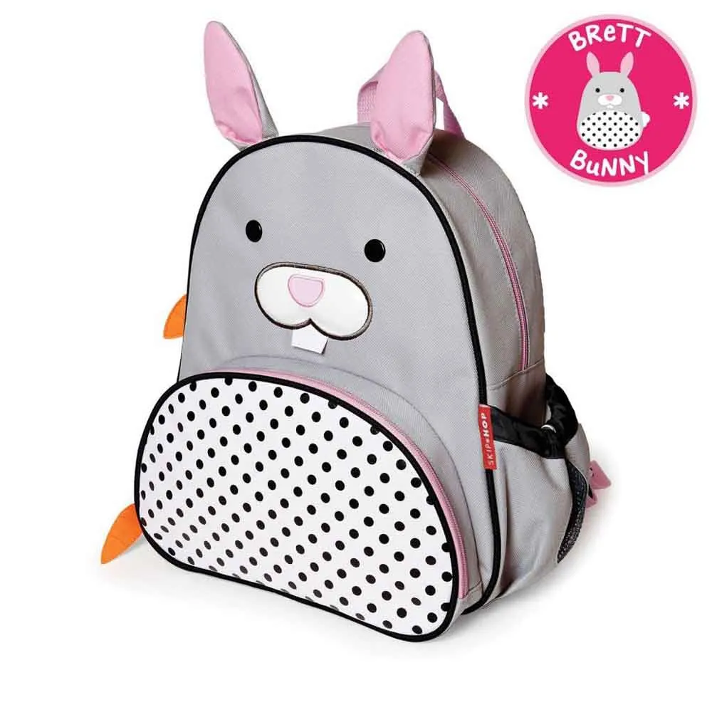 https://www.roshko.bg/media/catalog/product/cache/1/image/9df78eab33525d08d6e5fb8d27136e95/2/1/ раница за предучилищна възраст зайчето Брет Skip Hop Zoo.webp