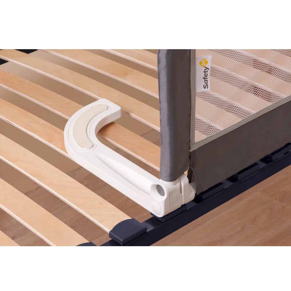 https://www.roshko.bg/media/catalog/product/cache/1/image/9df78eab33525d08d6e5fb8d27136e95/2/4/Safety 1st Преносима преграда за легло.webp