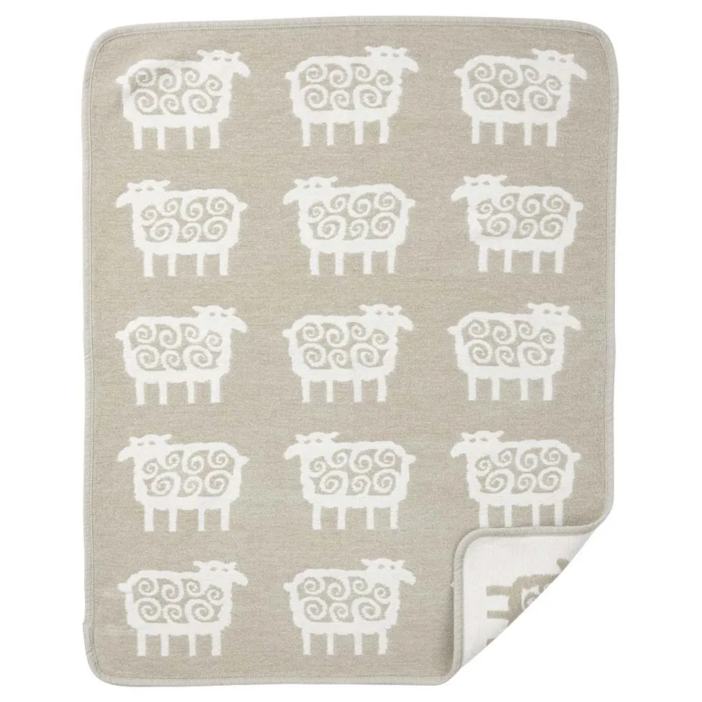 https://www.roshko.bg/media/catalog/product/cache/1/image/9df78eab33525d08d6e5fb8d27136e95/2/5/Klippan Памучно одеяло Sheep Beige 70x90.webp