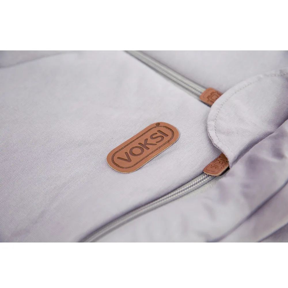 https://www.roshko.bg/media/catalog/product/cache/1/image/9df78eab33525d08d6e5fb8d27136e95/3/2/Voksi Лятно чувалче за детска количка Sky Light - Blue 2017.webp