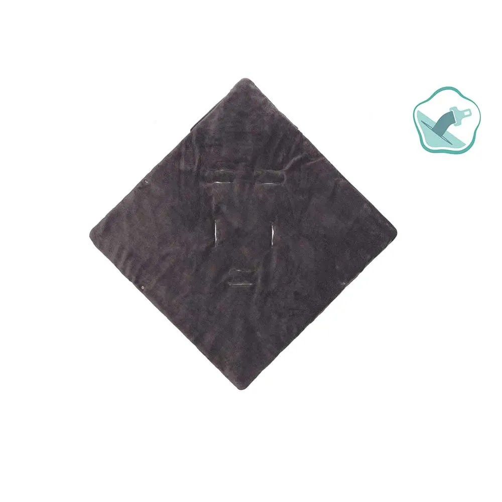 https://www.roshko.bg/media/catalog/product/cache/1/image/9df78eab33525d08d6e5fb8d27136e95/4/3/zimno-chuvalche--za-detska-kolichka-tanaga-fillikid-Flowers 6.webp