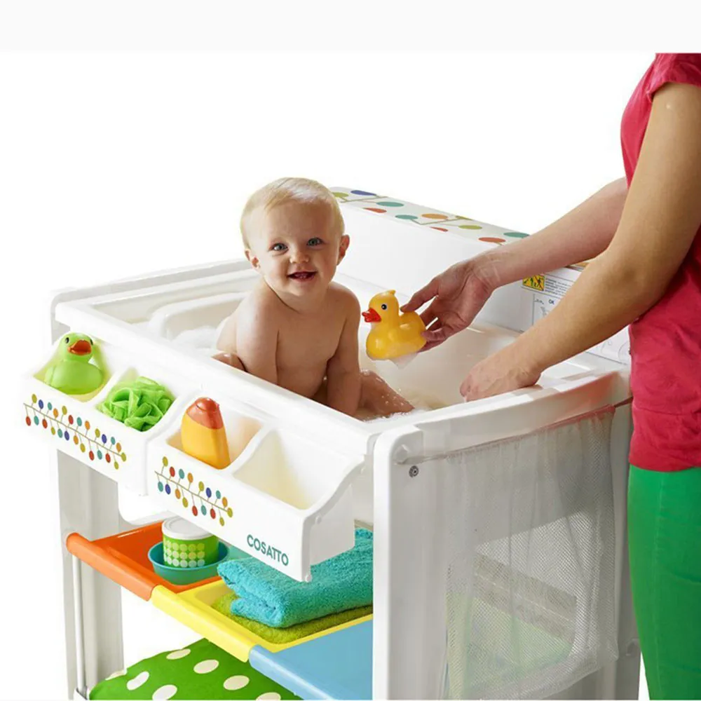 https://www.roshko.bg/media/catalog/product/cache/1/image/9df78eab33525d08d6e5fb8d27136e95/6/1/Cosatto шкаф с вана и повивник Easi-Peasi.webp