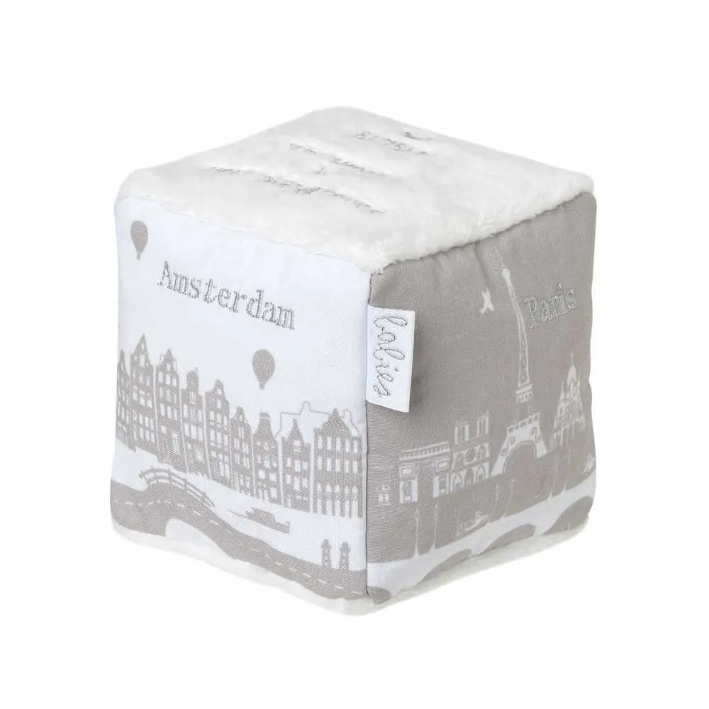 https://www.roshko.bg/media/catalog/product/cache/1/image/9df78eab33525d08d6e5fb8d27136e95/8/1/BAMBAM меко кубче - дрънкалка.webp