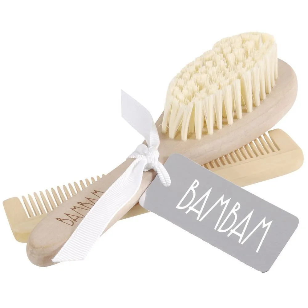 https://www.roshko.bg/media/catalog/product/cache/1/image/9df78eab33525d08d6e5fb8d27136e95/8/1/BamBam комплект за новородено от дървени четка и гребен.webp