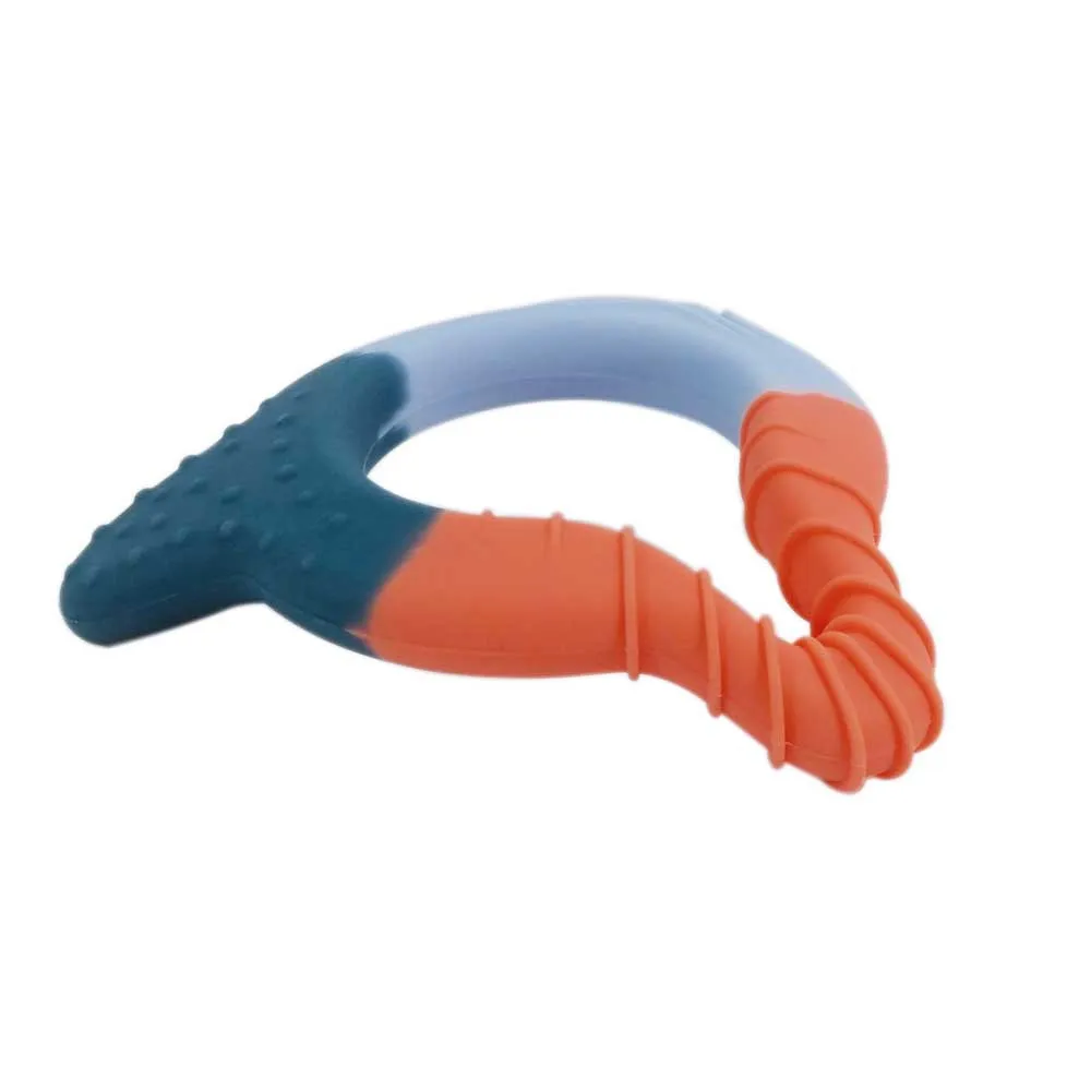 https://www.roshko.bg/media/catalog/product/cache/1/image/9df78eab33525d08d6e5fb8d27136e95/8/2/Difrax чесалка ринг 3 в 1 5.webp