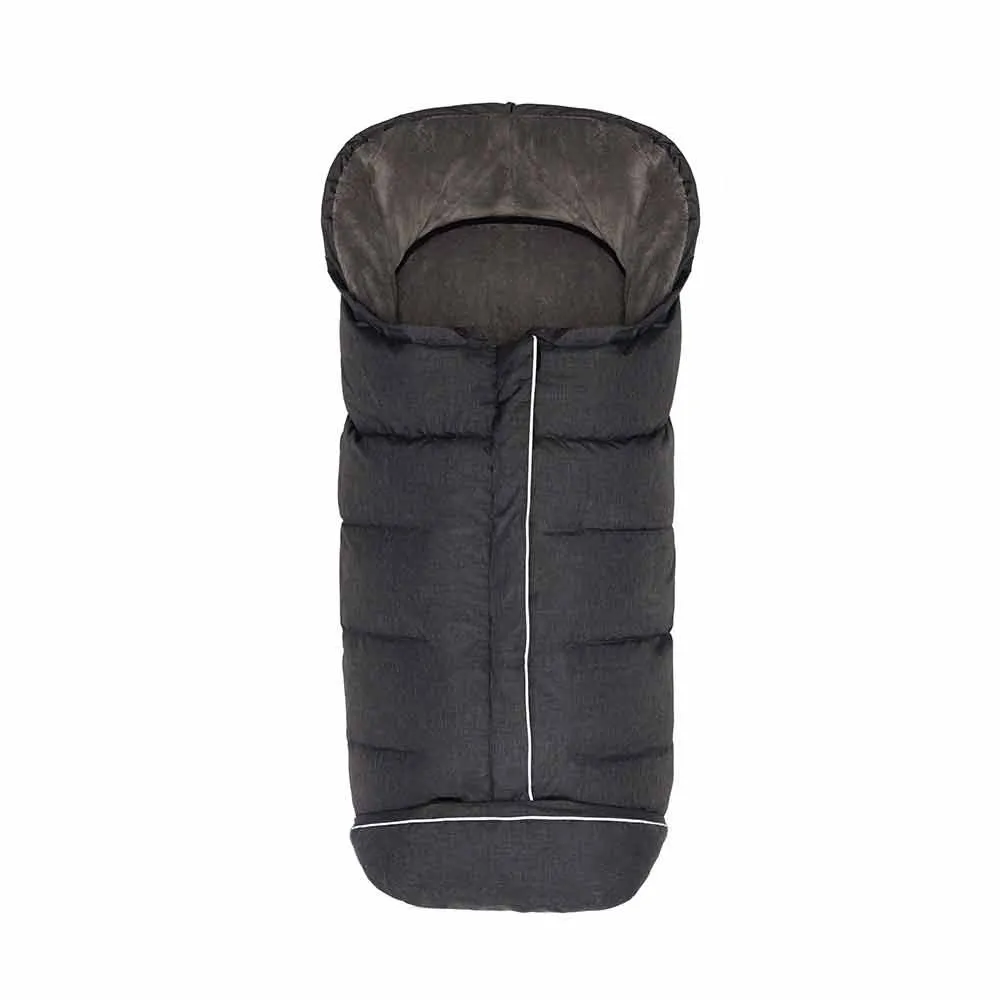 https://www.roshko.bg/media/catalog/product/cache/1/image/9df78eab33525d08d6e5fb8d27136e95/8/4/zimno-chuvalche-s-puh-za-detska-kolichka-kibo-fillikid-dark-grey-melange.webp