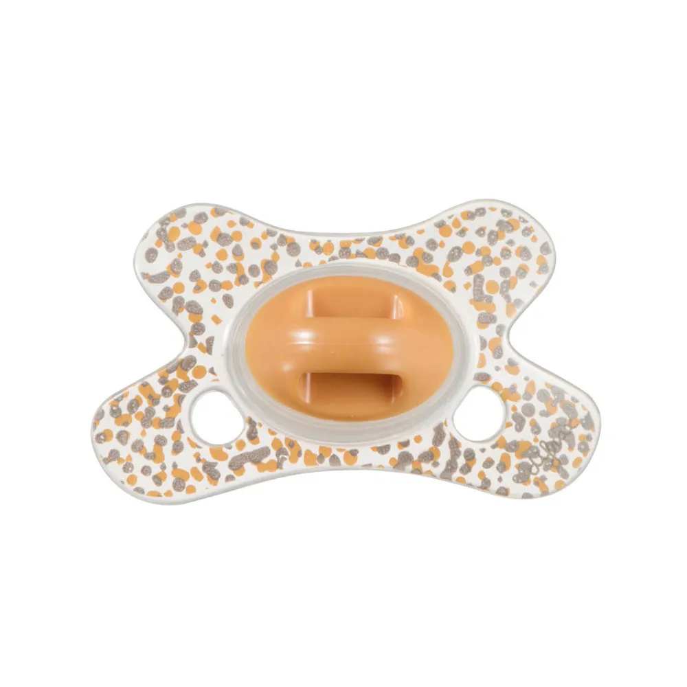 https://www.roshko.bg/media/catalog/product/cache/1/image/9df78eab33525d08d6e5fb8d27136e95/8/7/Difrax Pacifier Natural бебешка залъгалка 0-6 м.webp
