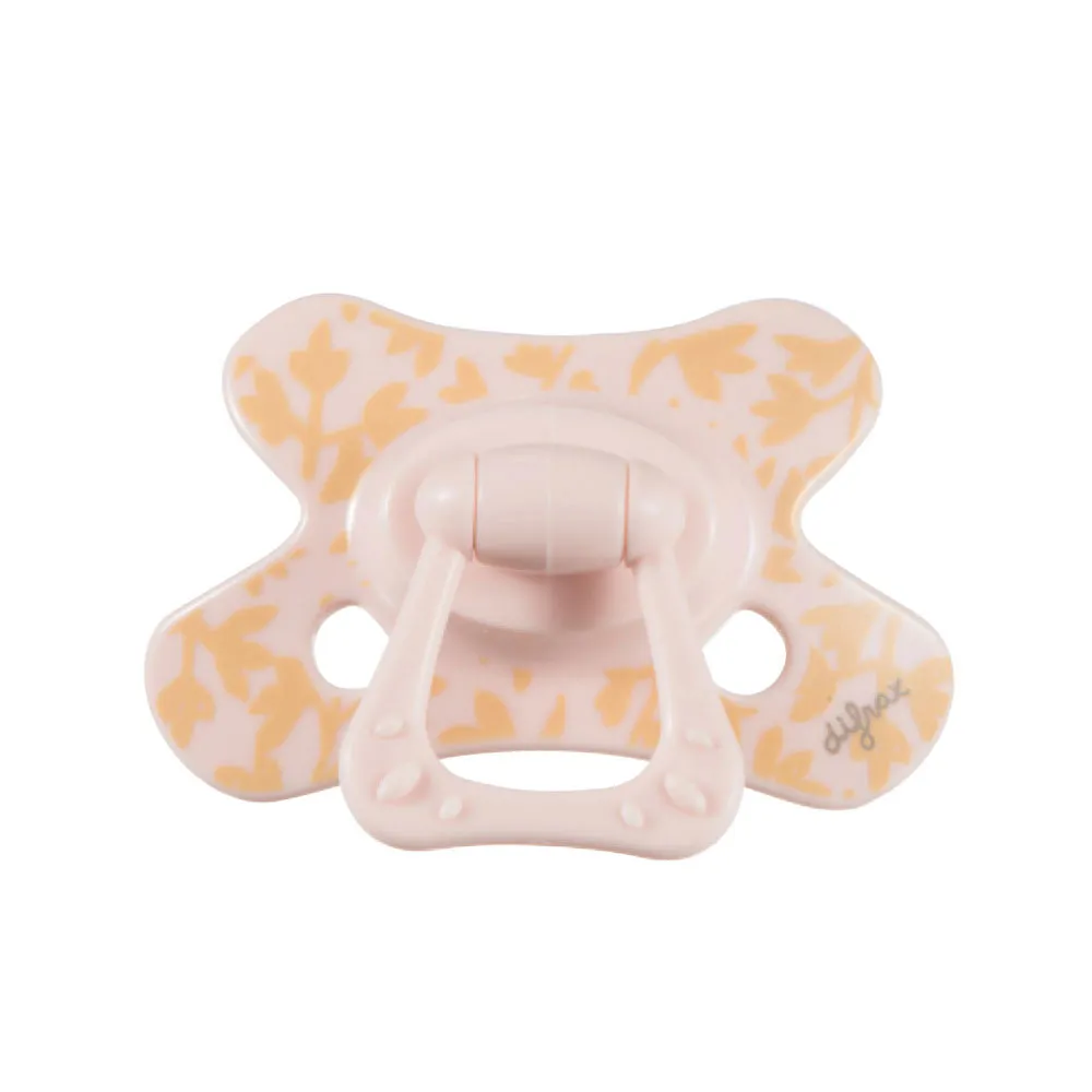 https://www.roshko.bg/media/catalog/product/cache/1/image/9df78eab33525d08d6e5fb8d27136e95/8/7/Difrax Pacifier Natural бебешка залъгалка 6+ м.webp