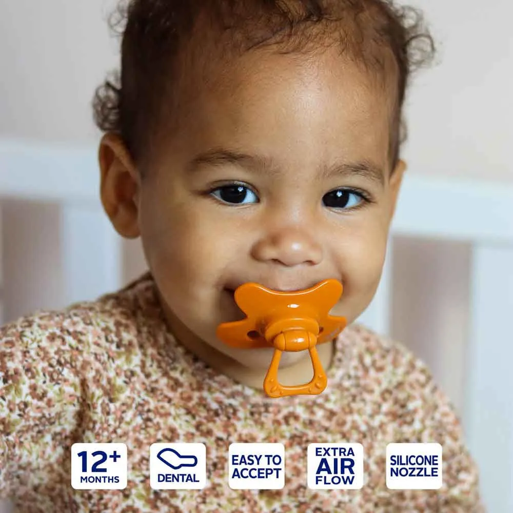 https://www.roshko.bg/media/catalog/product/cache/1/image/9df78eab33525d08d6e5fb8d27136e95/8/7/Difrax Dental Pacifier Pure ортодонтична залъгалка за бебе 12-20 м - Pumpkin 2.webp