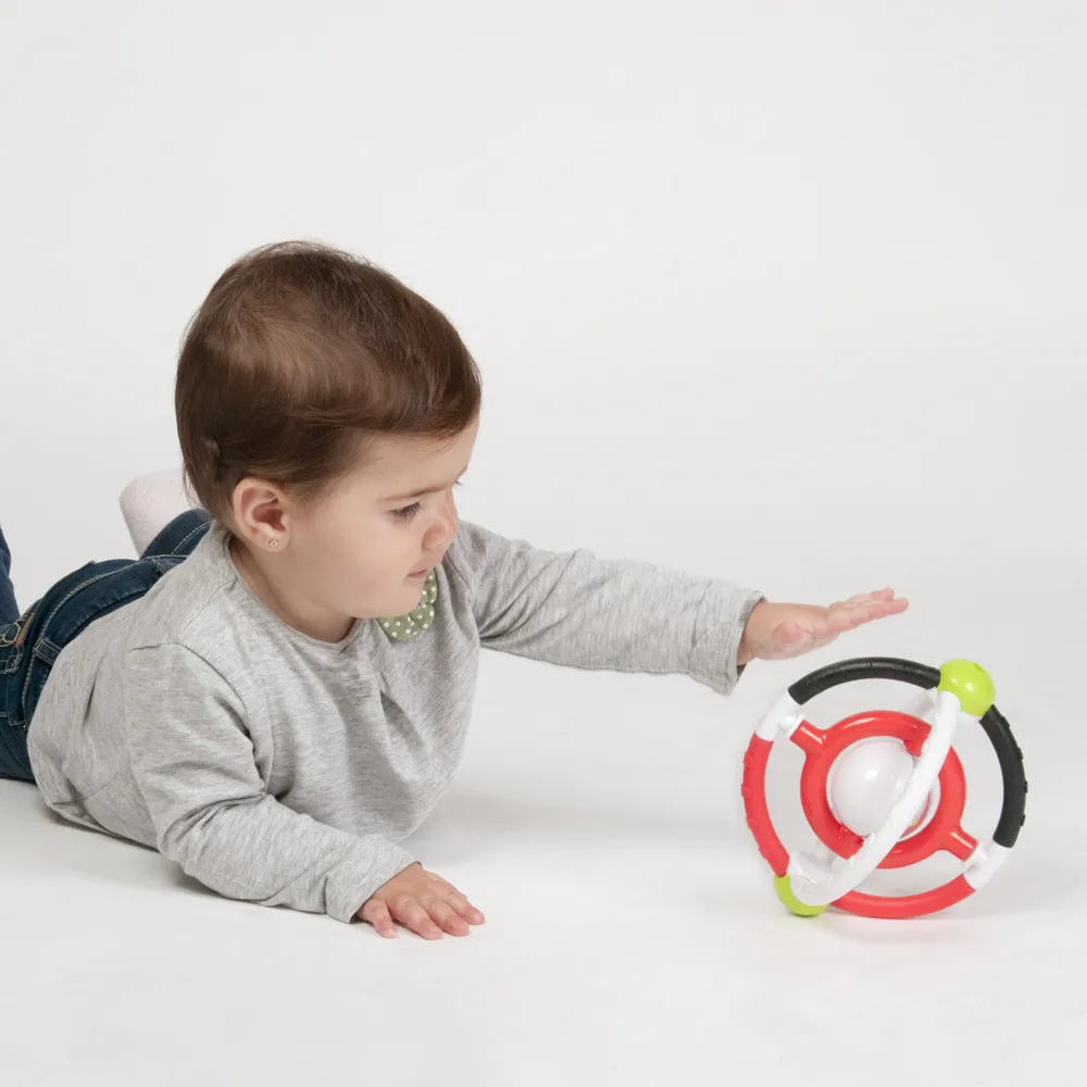 https://www.roshko.bg/media/catalog/product/cache/1/image/9df78eab33525d08d6e5fb8d27136e95/9/7/Miniland Baby Дрънкалка "Първи възприятия"  .webp
