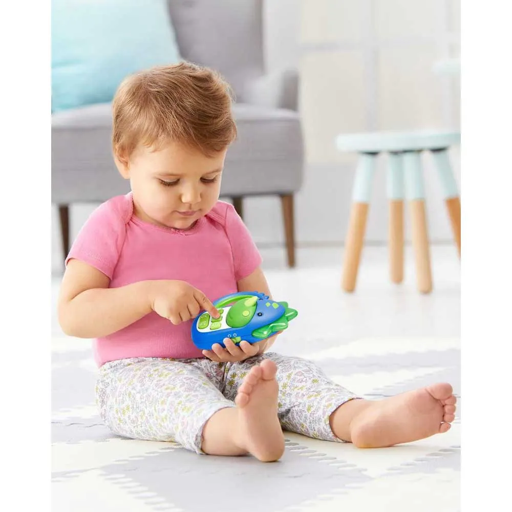 https://www.roshko.bg/media/catalog/product/cache/1/image/9df78eab33525d08d6e5fb8d27136e95/9/j/Skip Hop детска играчка телефон - Дино 2.webp