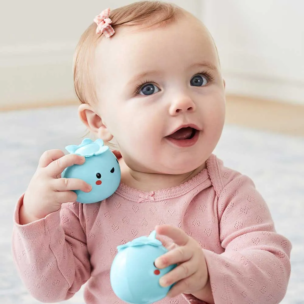 https://www.roshko.bg/media/catalog/product/cache/1/image/9df78eab33525d08d6e5fb8d27136e95/9/l/Skip Hop Farmstand Berry Cute Band дрънкалки-тамбурина-ягодка и маракаси-боровинки 2.webp