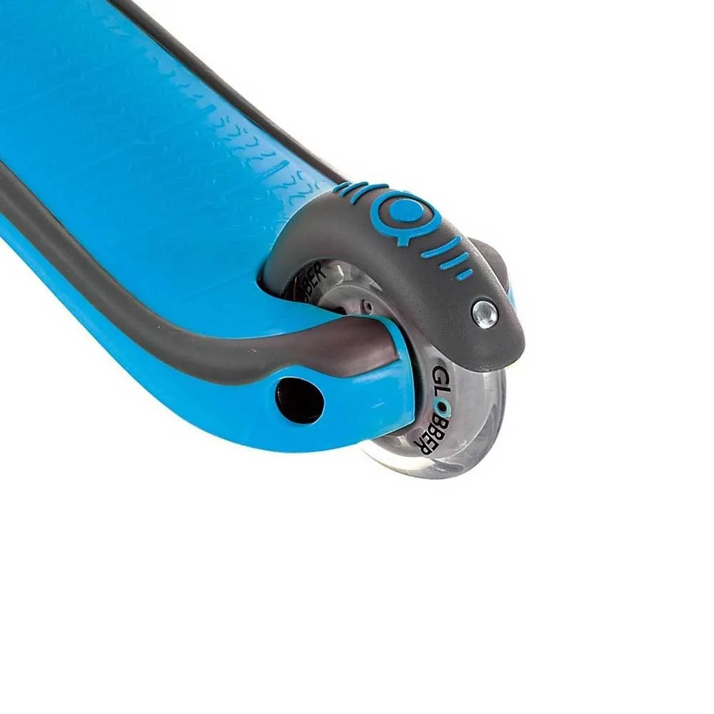https://www.roshko.bg/media/catalog/product/cache/1/image/9df78eab33525d08d6e5fb8d27136e95/_/-/Globber EVO 5 in 1 Sky Blue 455-101 - тротинетка със седалка 4.webp