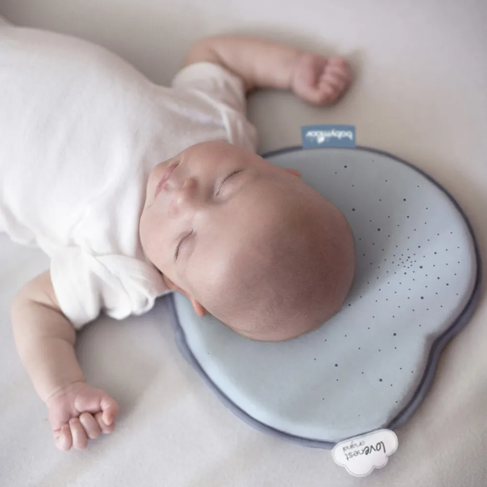 https://www.roshko.bg/media/catalog/product/cache/1/image/9df78eab33525d08d6e5fb8d27136e95/a/0/Babymoov възглавница Lovenest Blue.webp
