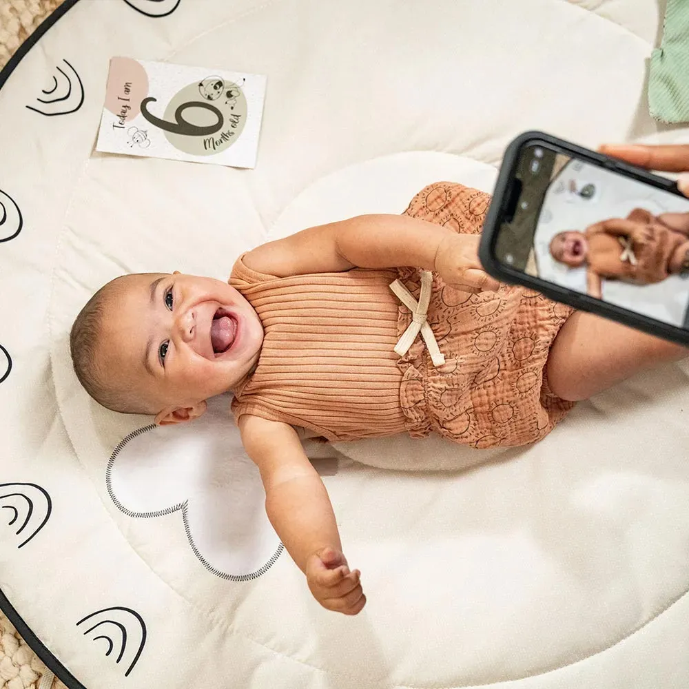 https://www.roshko.bg/media/catalog/product/cache/1/image/9df78eab33525d08d6e5fb8d27136e95/a/k/Tiny Love Активна гимнастика Luxe Gymini Black&White Decor.webp