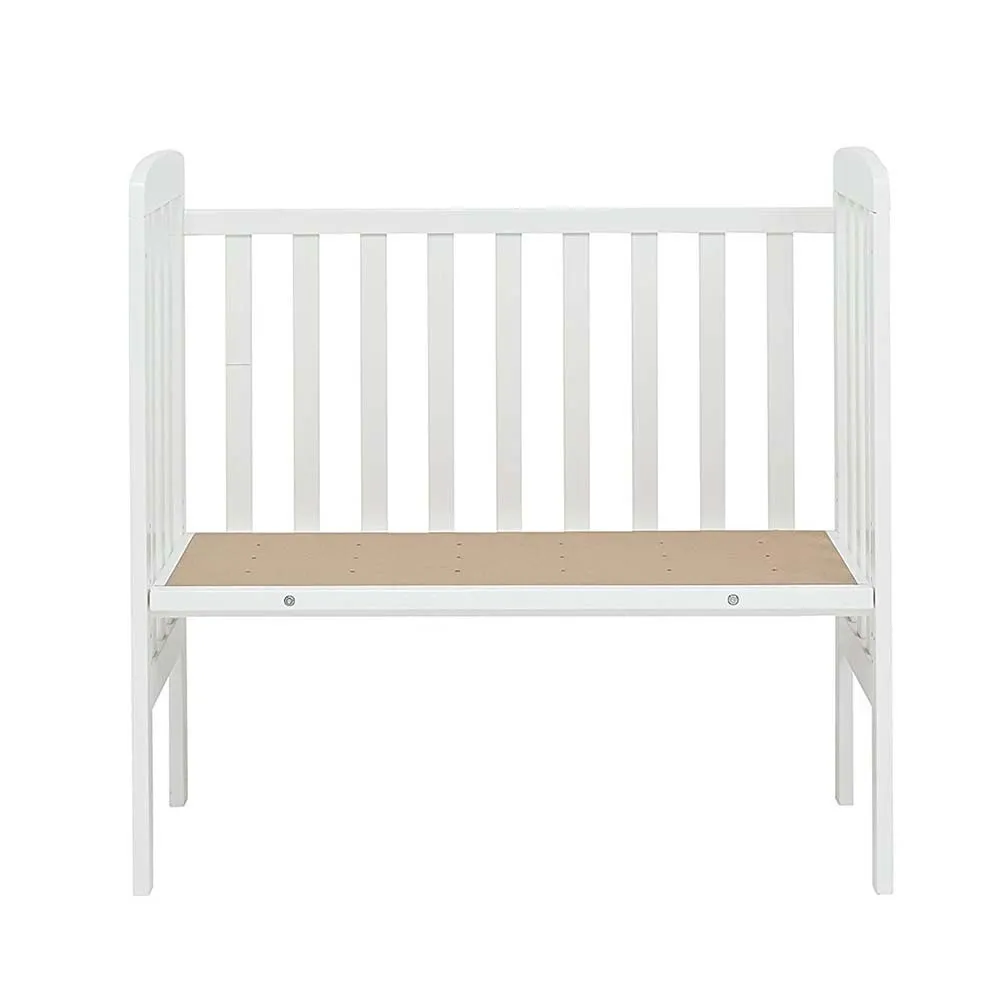 https://www.roshko.bg/media/catalog/product/cache/1/image/9df78eab33525d08d6e5fb8d27136e95/a/l/baby dan бебешко креватче.webp