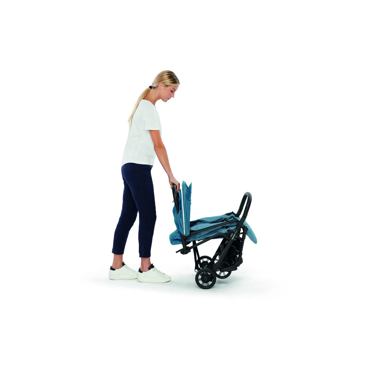 https://www.roshko.bg/media/catalog/product/cache/1/image/9df78eab33525d08d6e5fb8d27136e95/a/p/ количка Inglesina Quid Manta Blue 14.webp