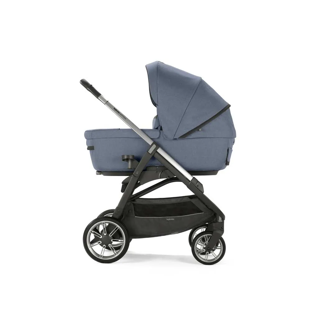https://www.roshko.bg/media/catalog/product/cache/1/image/9df78eab33525d08d6e5fb8d27136e95/a/p/Inglesina Aptica System Quattro Cab бебешка количка - Alaska Blue 4.webp