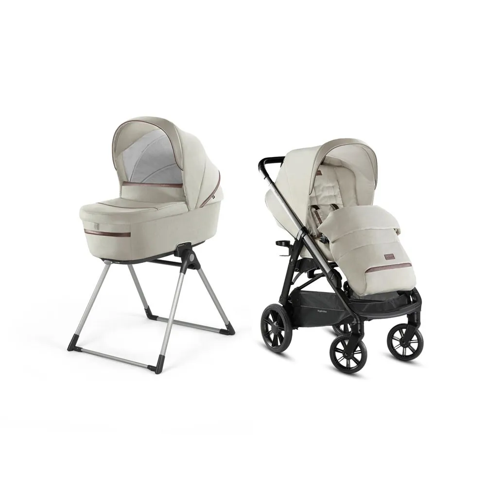 https://www.roshko.bg/media/catalog/product/cache/1/image/9df78eab33525d08d6e5fb8d27136e95/a/p/Inglesina Aptica Duo бебешака количка - Cashmere Beige.webp