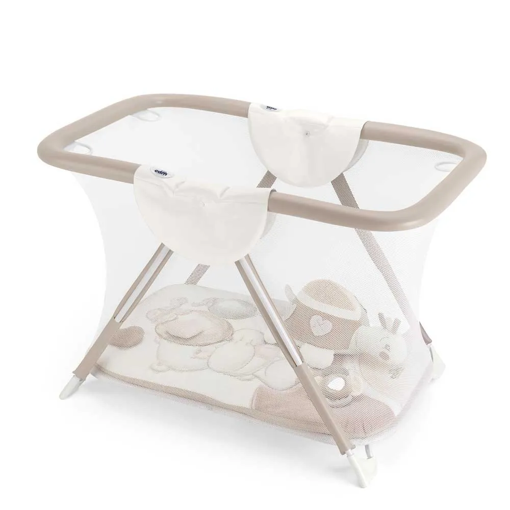 https://www.roshko.bg/media/catalog/product/cache/1/image/9df78eab33525d08d6e5fb8d27136e95/b/1/Cam кошара за игра  Brevettato Millegiochi col.webp